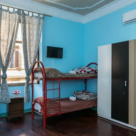 Youth Termini Hostel *